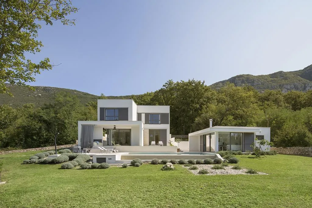 The One - Beautiful Villa With Vast Garden Kozljak